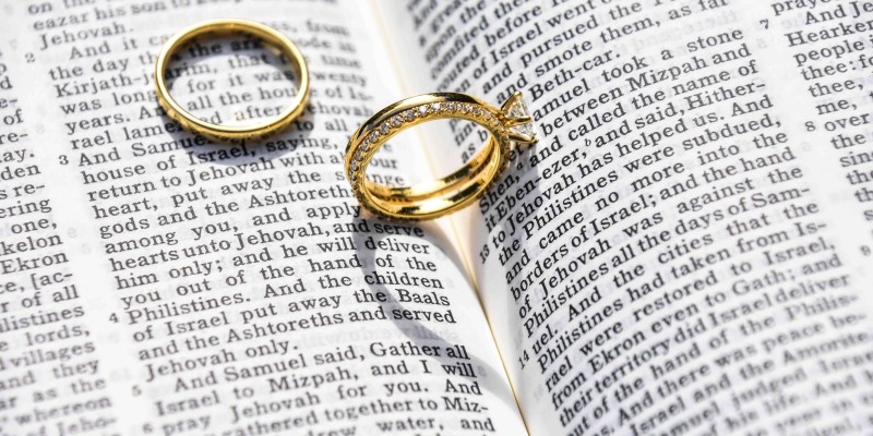 A Judge recently held that former County Clerk Kim Davis violated the Constitution by denying marriage licenses to same-sex couples.