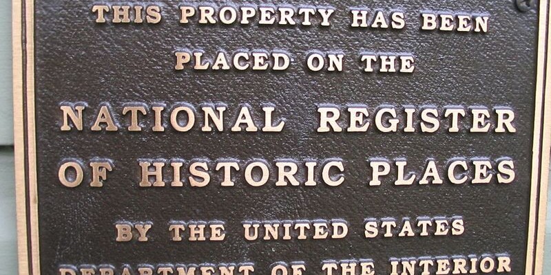 Historic Registry Plaque