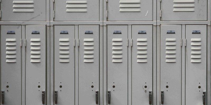A high school in eastern Kentuckyâ€™s Pike County has announced its decision to remove prayer lockers from its hallways after receiving complaints.