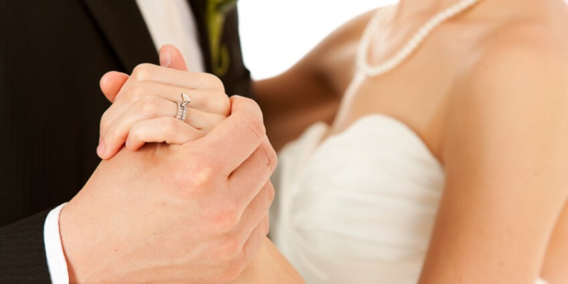 A wedding couple sharing their first dance